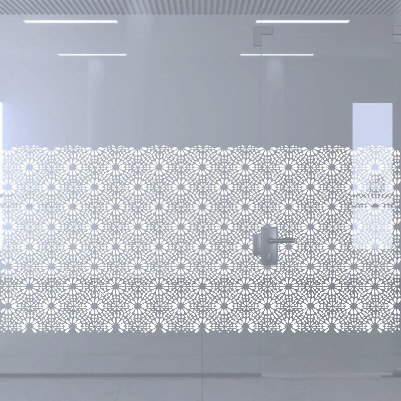 Dekoratīva balta matēta plēve logiem (DECO17)